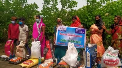 Photo of जन साहस संस्था द्वारा प्रवासी मजदूरों और जरूरतमंदो का राशन दे कर की गई मदद