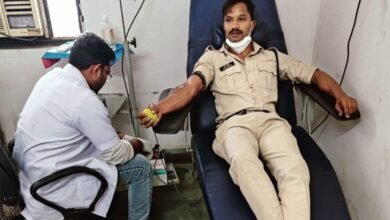 Photo of आरक्षक डेविड ने पीलिया ग्रसित को  किया रक्तदान