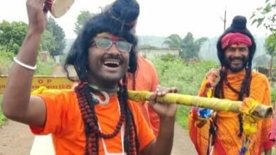 Photo of 30 किमी. की पदयात्रा कर करौंदी में कांवड़ियों ने भगवान शिव का किया जलाभिषेक