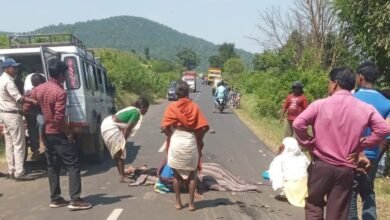 Photo of ट्रक ने बाइक सवारों को मारी टक्कर, 2 की मौत