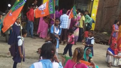 Photo of बच्चों के सहारे चुनाव प्रचार, प्रत्याशियों को समर्थकों का टोटा