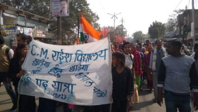 Photo of खुड़िया सी.एम राईस स्कूल की मांग, ग्रामीणों की भोपाल तक पदयात्रा