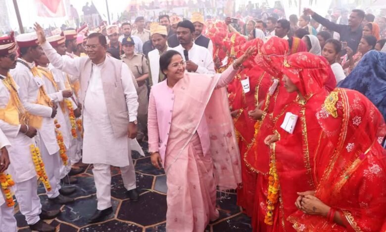 Photo of उत्कृष्ट विद्यालय प्रांगण अमरपुर में संपन्न हुआ मुख्यमंत्री कन्या विवाह के तहत सामूहिक विवाह समारोह