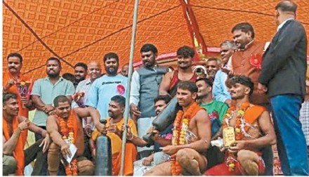 Photo of शहपुरा नगर में पारंपरिक कुश्ती दंगल प्रतियोगिता का आयोजन