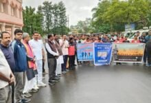 Photo of जिला मुख्यालय में आयोजित हुई रन फॉर यूनिटी जनप्रतिनिधि अधिकारी जवान और बच्चों ने लिया हिस्सा