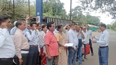 Photo of ग्राम सभा के दौरान सचिव से मारपीट, आरोपी पर कार्रवाई की मांग — सचिव संघ ने दी हड़ताल की चेतावनी