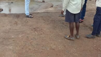 Photo of ग्रामीणों की समस्या सुनने पैदल जुगदई पहुंचे sdm राम बाबू देवांगन 