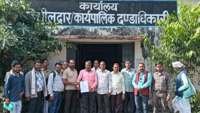 Photo of राजस्व अधिकारियों के लापरवाही के कारण नहीं हो रहा पंजीयन,खामियाजा भुगत रहे किसान