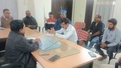 Photo of RTO कार्यालय में संपन्न हुई बस ऑपरेटरों की बैठक—कागजात की वैधता, किराया सूची और सुरक्षित संचालन पर दिए गए कड़े निर्देश