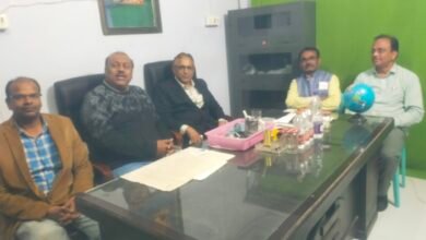 Photo of अल्प प्रवास पर डिंडोरी पहुंचे सीनियर अधिवक्ता अहादुल्ला उसमानी, जनपथ टुडे कार्यालय में अधिवक्ताओं से मुलाकात कर की चर्चा 