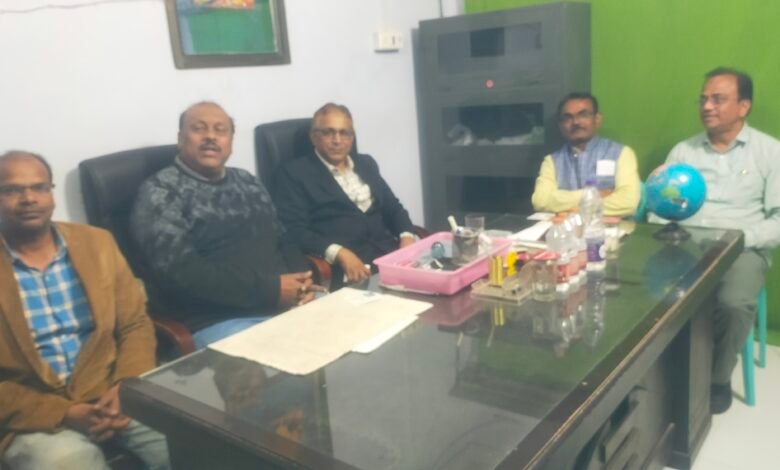 Photo of अल्प प्रवास पर डिंडोरी पहुंचे सीनियर अधिवक्ता अहादुल्ला उसमानी, जनपथ टुडे कार्यालय में अधिवक्ताओं से मुलाकात कर की चर्चा 