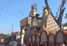 Photo of प्रशासन ने हटाया नगर परिषद क्षेत्र से अतिक्रमण, मंदिर और मस्जिद के लाउडस्पीकर भी निकाले गए