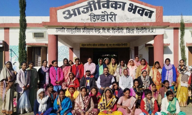 Photo of डिंडोरी में कृषि सखी एवं कृषि उद्योग सखियों का प्रशिक्षण संपन्न, प्रमाण पत्र वितरित