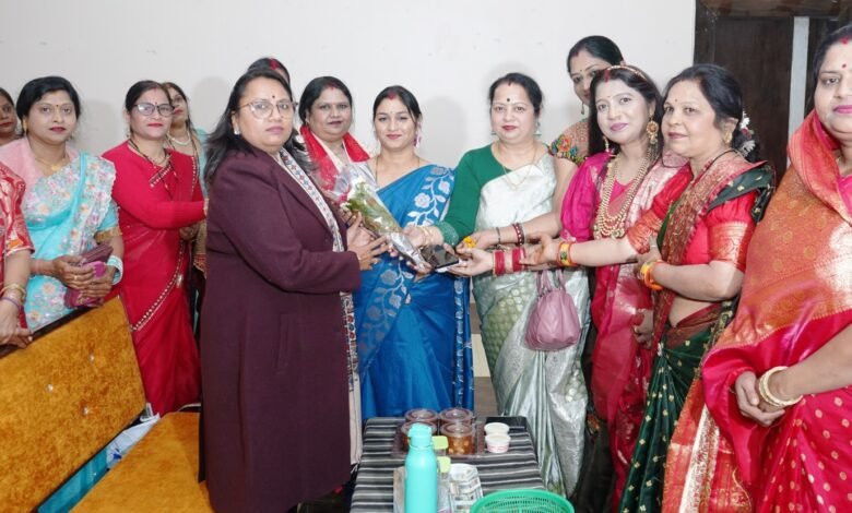 Photo of कोणार्क गार्डन में आयोजित हुआ सर्व हिंदू समाज का हल्दी-कुमकुम कार्यक्रम- कलेक्टर श्रीमती अंजू पवन भदोरिया रहीं मौजूद 