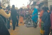 Photo of अधोमुखी परिक्रमा के दौरान धर्मपुरी महाराज का नगर में प्रवेश , नगर वासियों ने किया जगह-जगह स्वागत