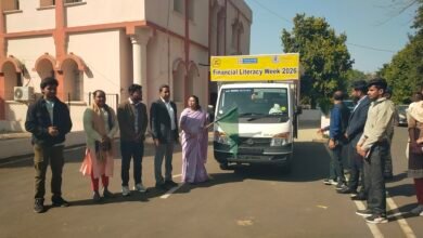 Photo of वित्तीय जागरूकता प्रचार वाहन को कलेक्टर ने दिखाई हरी झंडी – एलडीएम रहे मौजूद