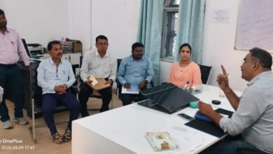 Photo of नगर में बिना अनुमति बन रहीं बहुमंजिला इमारतों पर होगी कार्रवाई , राजस्व वसूली तेज करने के निर्देश 