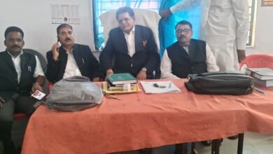 Photo of विख्यात विधिवेत्ता त्रिवेदी का डिंडोरी आगमन – अधिवक्ता संघ ने किया स्वागत 