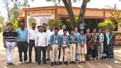 Photo of NMMS परीक्षा सदीपनि विद्यालय नरिया के  04 छात्र-छात्राओ का चयन , हर साल मिलेगी 12 हजार छात्रवृत्ति 