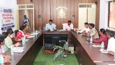 Photo of कलेक्ट्रेट सभाकक्ष में आयोजित हुई खेल गतिविधियों की समीक्षा बैठक संपन्न – वार्षिक खेल बजट की विस्तृत समीक्षा