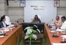 Photo of जिला स्वास्थ्य समिति की बैठक संपन्नः- डॉ. भीमराव अंबेडकर स्वास्थ्य शिविरों के माध्यम से सिकल सेल जांच अभियान मिलेगी को गति