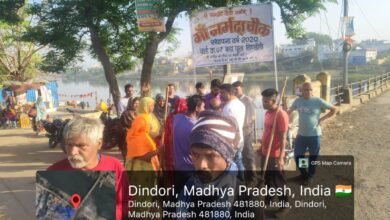 Photo of मैया अभियान” के तहत नर्मदा घाटों पर चला वृहद स्वच्छता अभियान- चौराहा सौंदर्यीकरण, चौपाटी कार्य में तेजी लाने के निर्देश