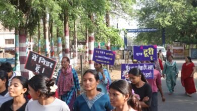 Photo of नारी शक्ति वंदन पखवाड़ा : मैराथन के माध्यम से बेटियों ने दिया जागरूकता का संदेश- नगर परिषद अध्यक्ष ने दिखाई हरी झंडी 