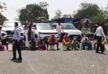Photo of सागरटोला में एक-एक बूंद को तरस रहे ग्रामीण: ग्रामीणों ने किया चक्का जाम