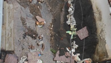 Photo of निर्माण के मलबे से टूटी नाली – जलभराव होने से वार्डवासियों को भारी नुकसान ,कैसे होगी भरपाई