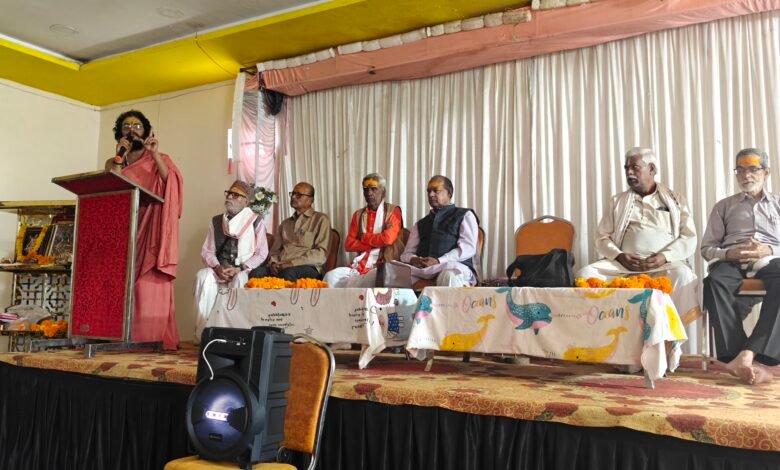 Photo of सवर्ण समाज की जिला स्तरीय बैठक में गूंजा समानता और न्याय का स्वर  आरक्षण, यूजीसी एवं एससी-एसटी कानून की समीक्षा पर हुआ मंथन — 22 सितंबर को डिंडोरी में विशाल रैली, राष्ट्रपति एवं केंद्र सरकार के नाम सौंपा जाएगा ज्ञापन
