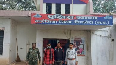 Photo of पुलिस अधिकारी से मारपीट व चेन लूट के मामले में मुख्य आरोपी गिरफ्तार